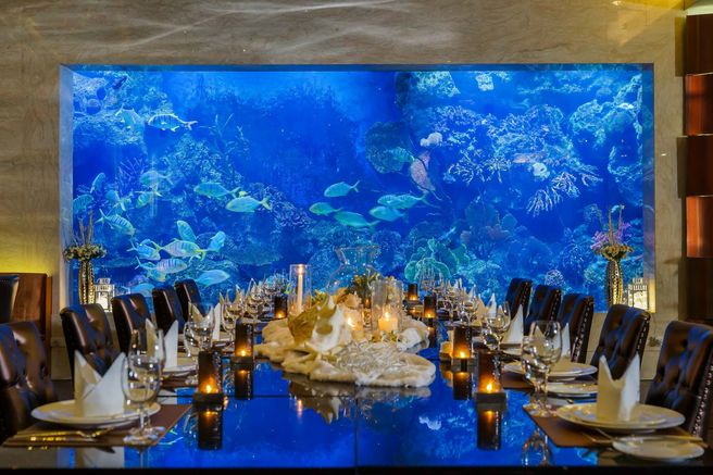 Bangkok Amaranta Hotel Copper Aquarium Restaurant Seafood Buffet