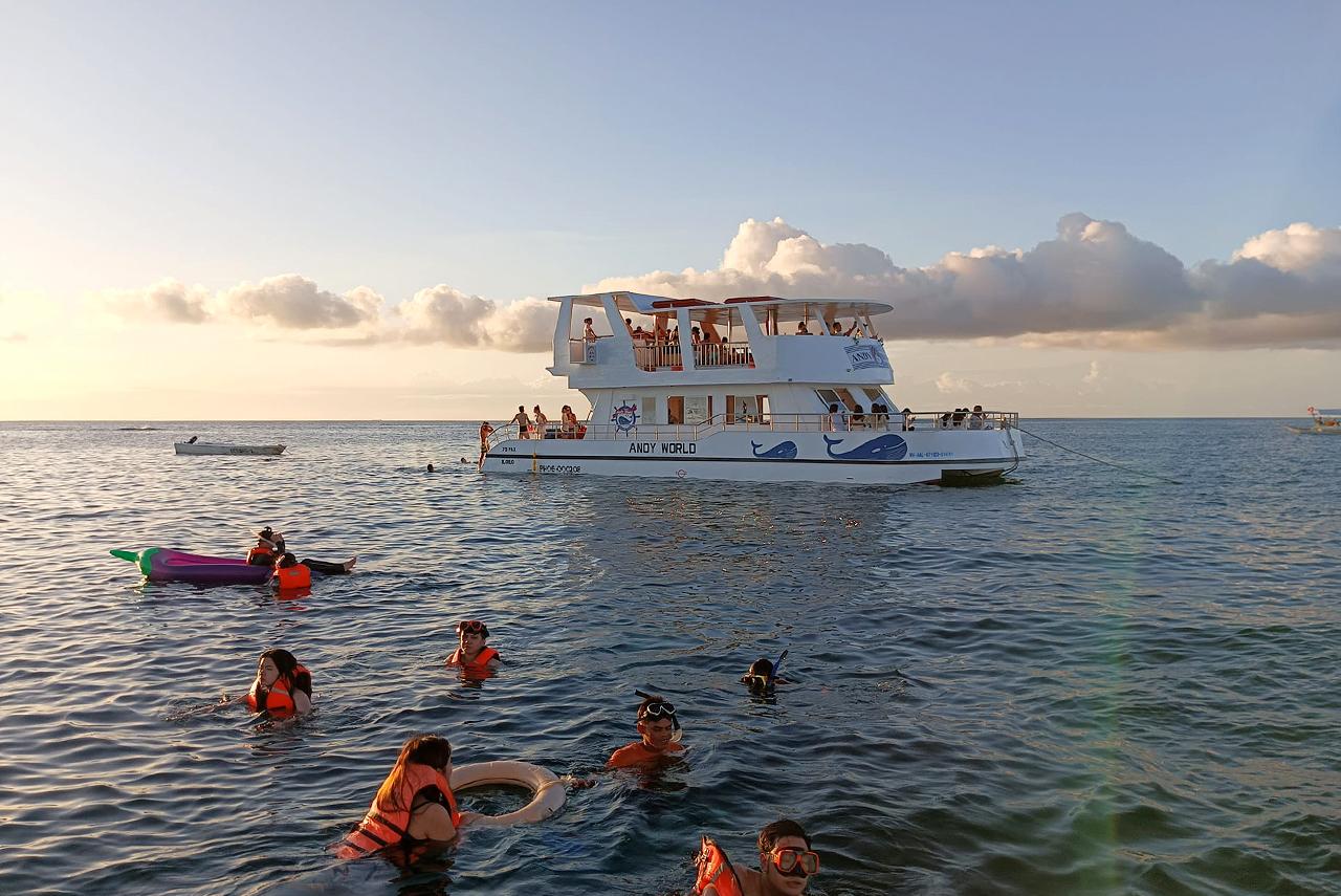Boracay Andy World Yacht Sunset Party Cruise with Food Drinks and Water Activities