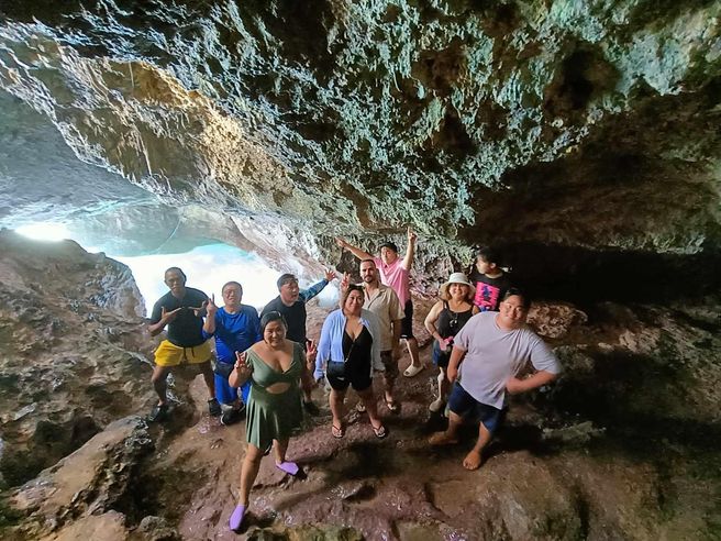 Boracay Crystal Cove Island Hopping & Snorkeling Tour - Lunch Buffet Included