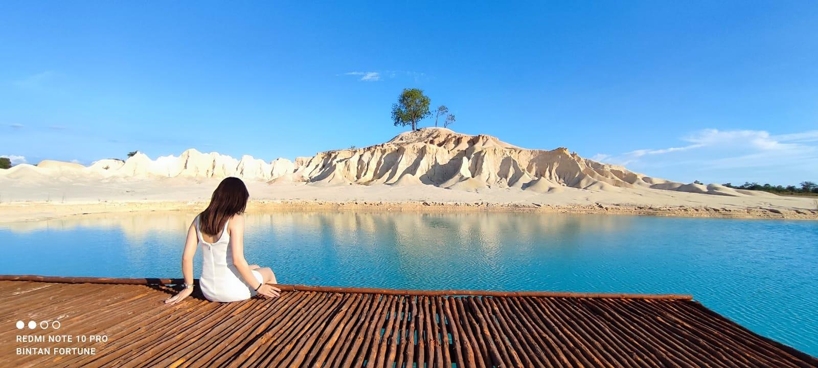 Bintan Sand Dunes & Blue Lake Private Tour with Photo Session