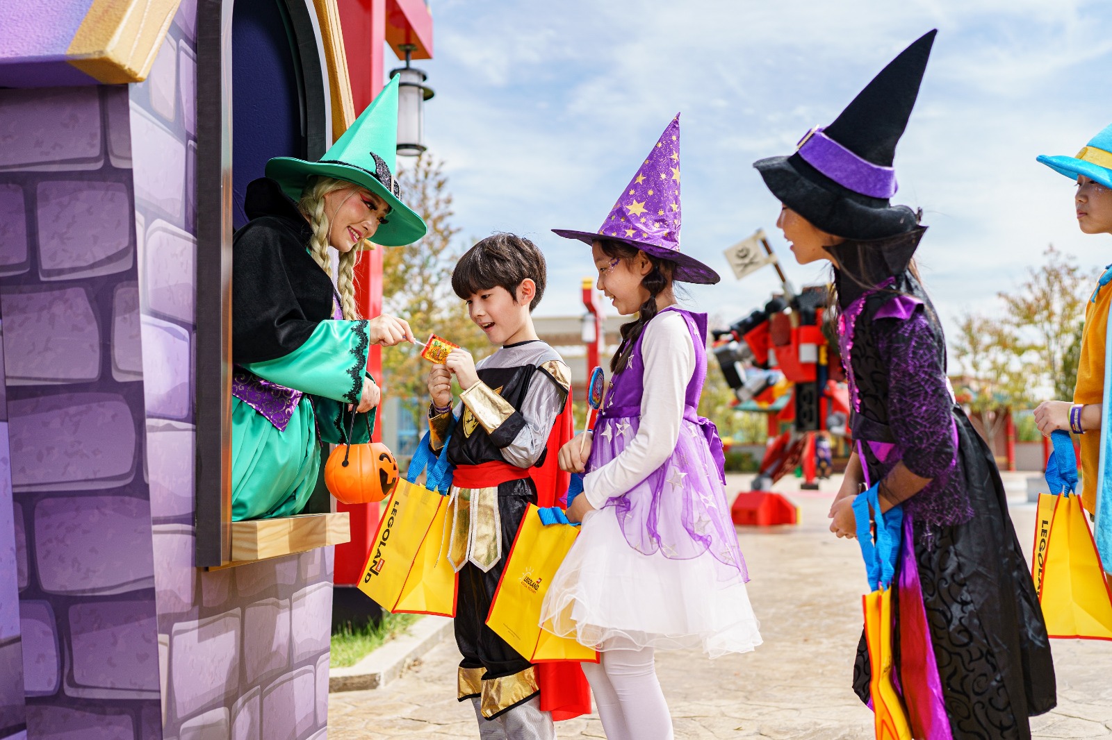 Chuncheon LEGOLAND Korea Resort Ticket & Seoul Round-Trip Shuttle Bus