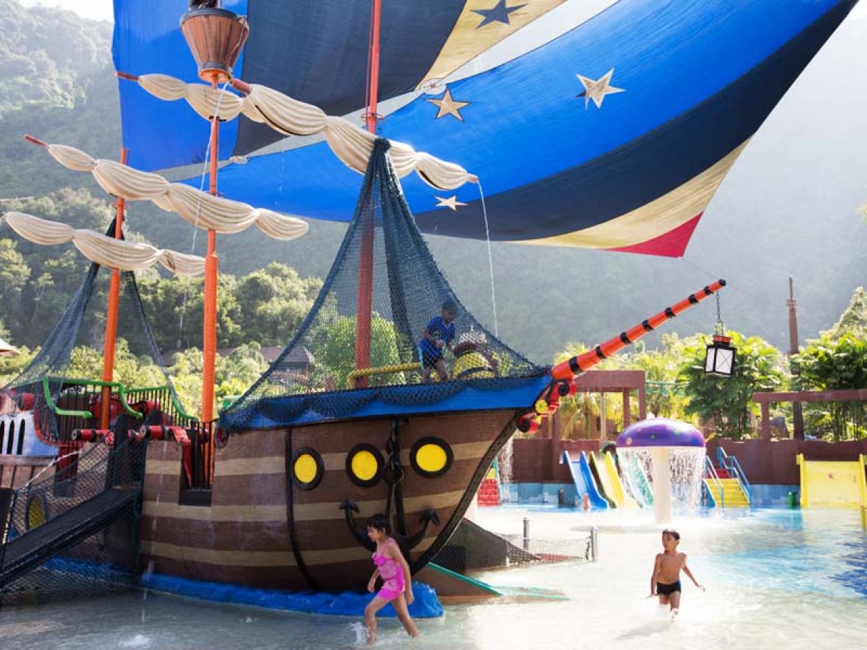 Ipoh Sunway Lost World of Tambun Theme Park & Hot Springs Night Park Ticket