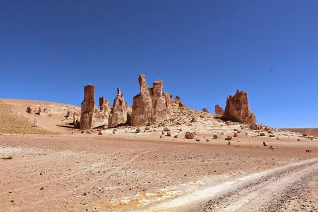 From San Pedro de Atacama: Andean Salt Flats & Licancabur Volcano Day Tour - Breakfast & Lunch Included