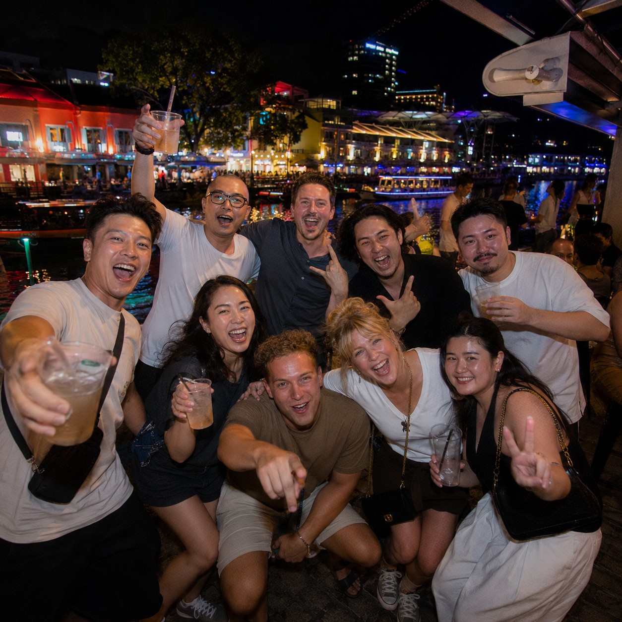 Singapore Pub Crawl - VIP Club Entry Included