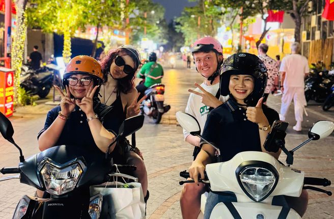 ダナン バイクガイドツアー
