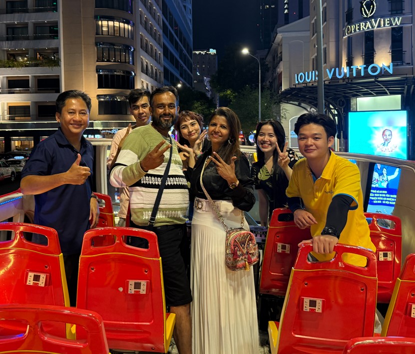 Ho Chi Minh City Saigon Bar Bus Open-Top Night Tour with Free-Flow Beer