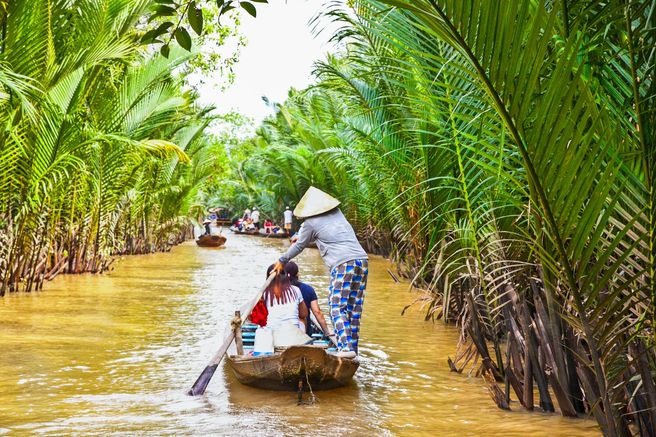 Mekong Delta Ben Tre Sampan Boat Tour from Ho Chi Minh City - Lunch Included