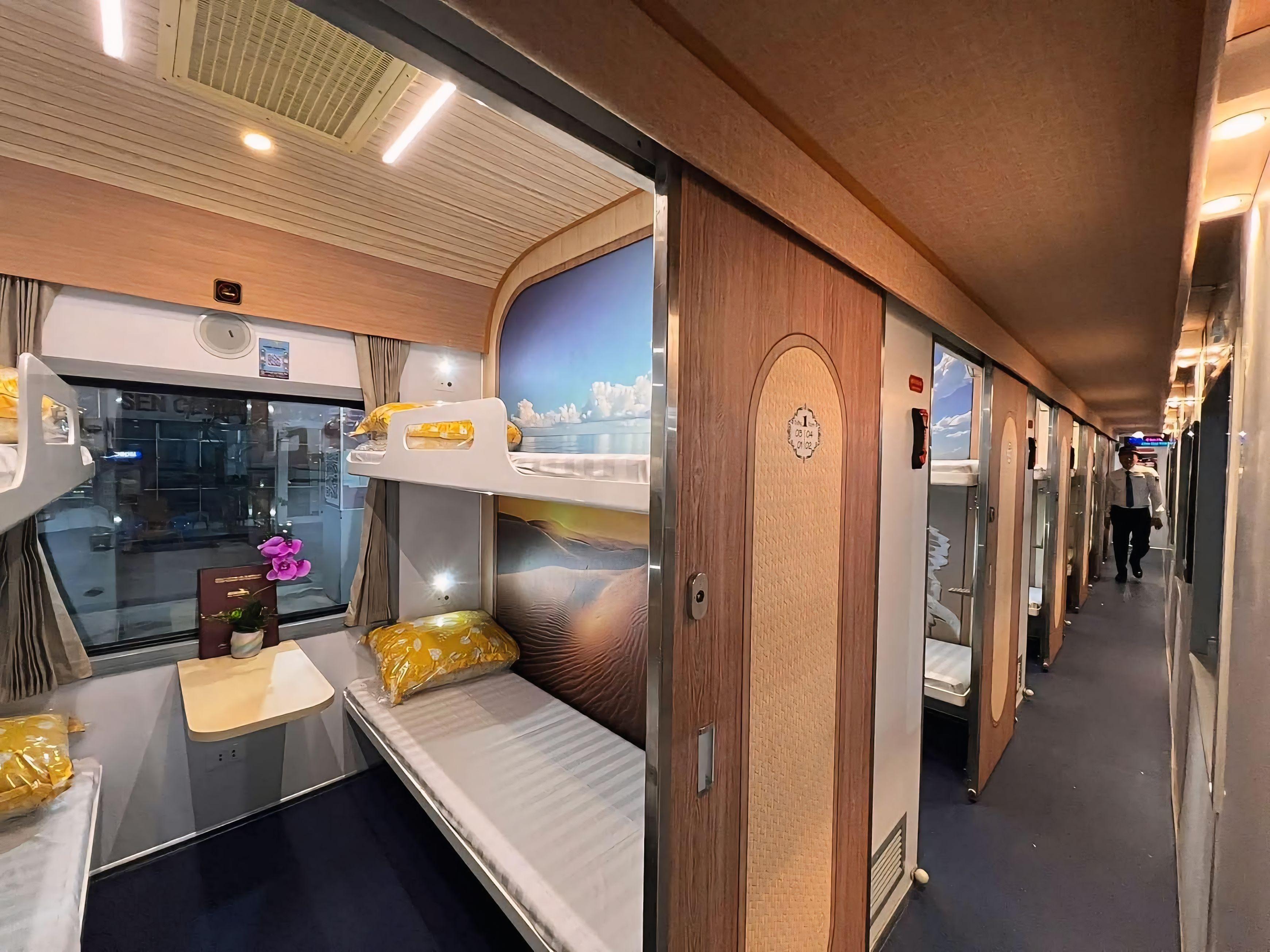 ホーチミン - ニャチャン SNTプレミアム夜行列車 片道乗車券