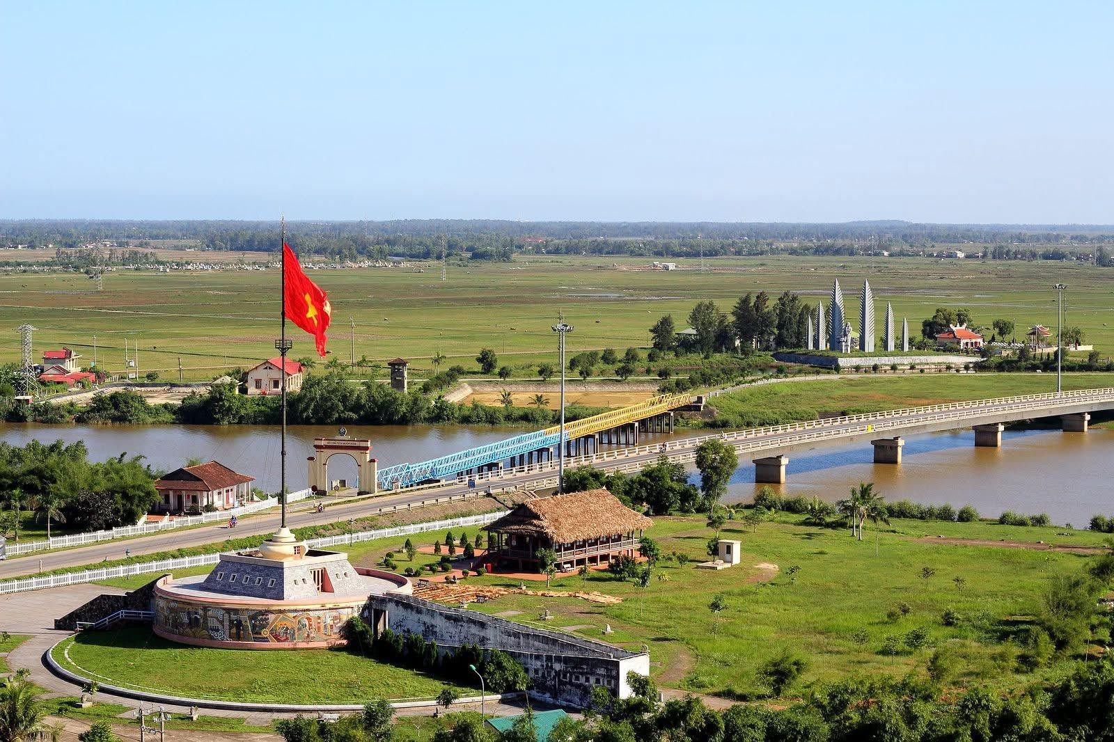 From Hue: DMZ & Vinh Moc Tunnels Half-Day Tour