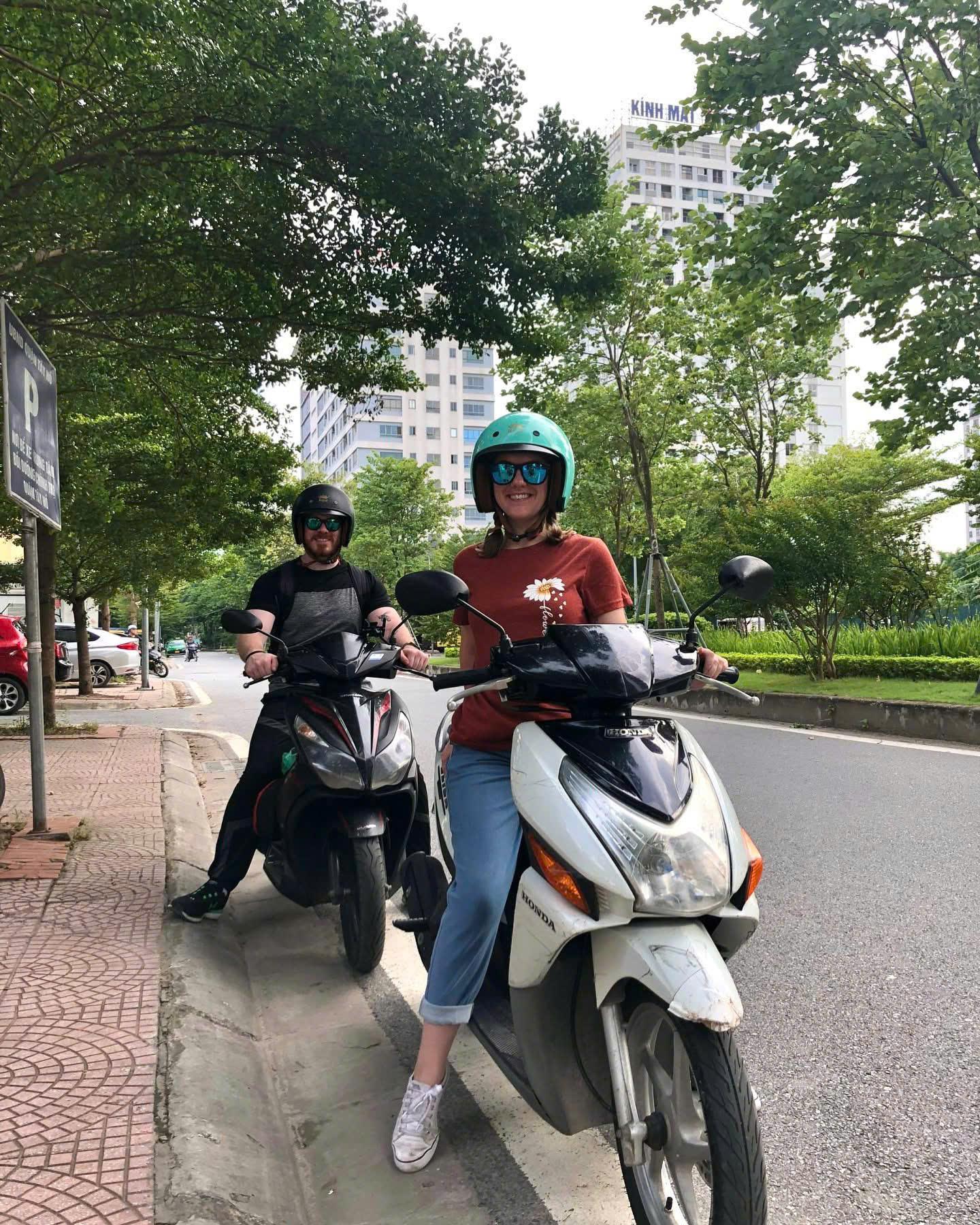 ハノイ オーダーメイド バイク運転プライベートレッスン 安全装備付き