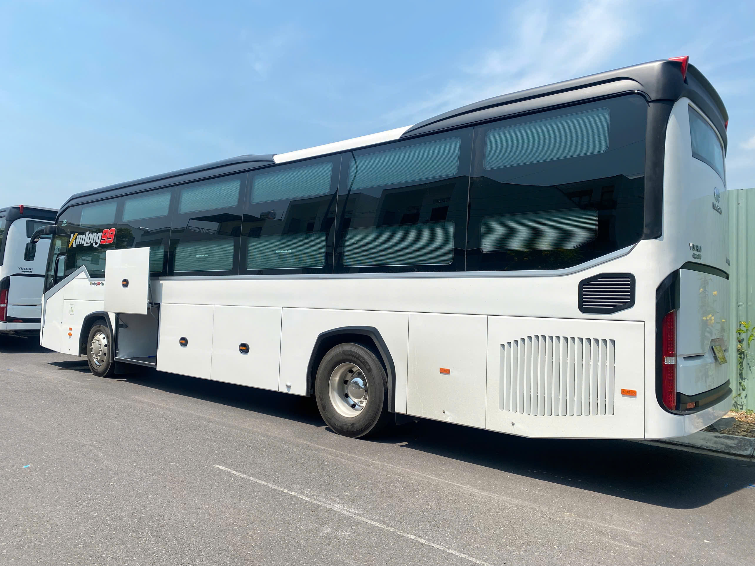 ホーチミン - ムイネー 24室キャビンバス 片道乗車券
