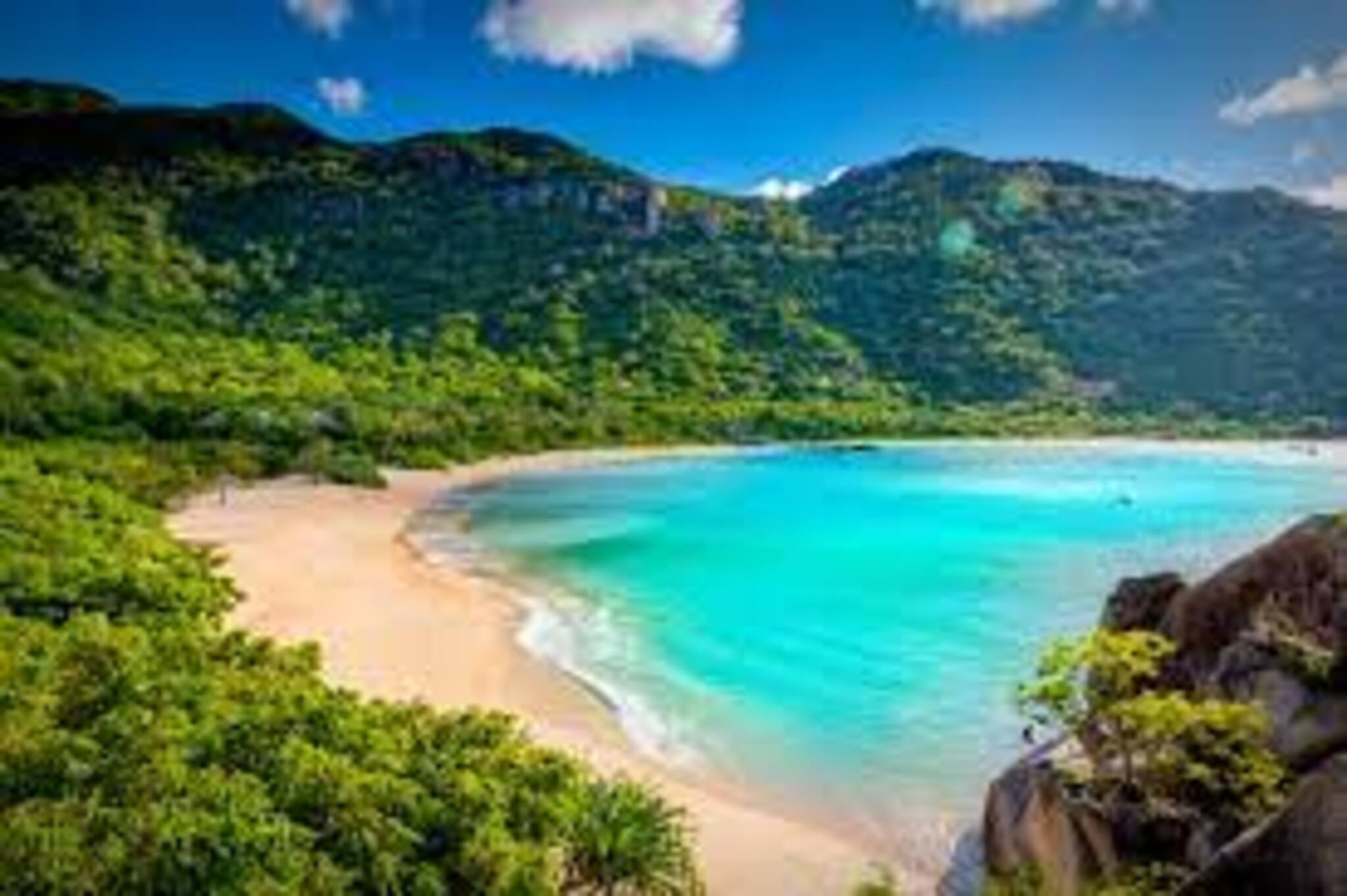Nha Trang Dam Bay Fun Island Tour - Kayaking & BBQ Lunch