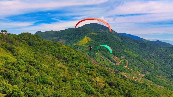 Nha Trang Hon En Tandem Paragliding - 4K GoPro Video & Hotel Pickup