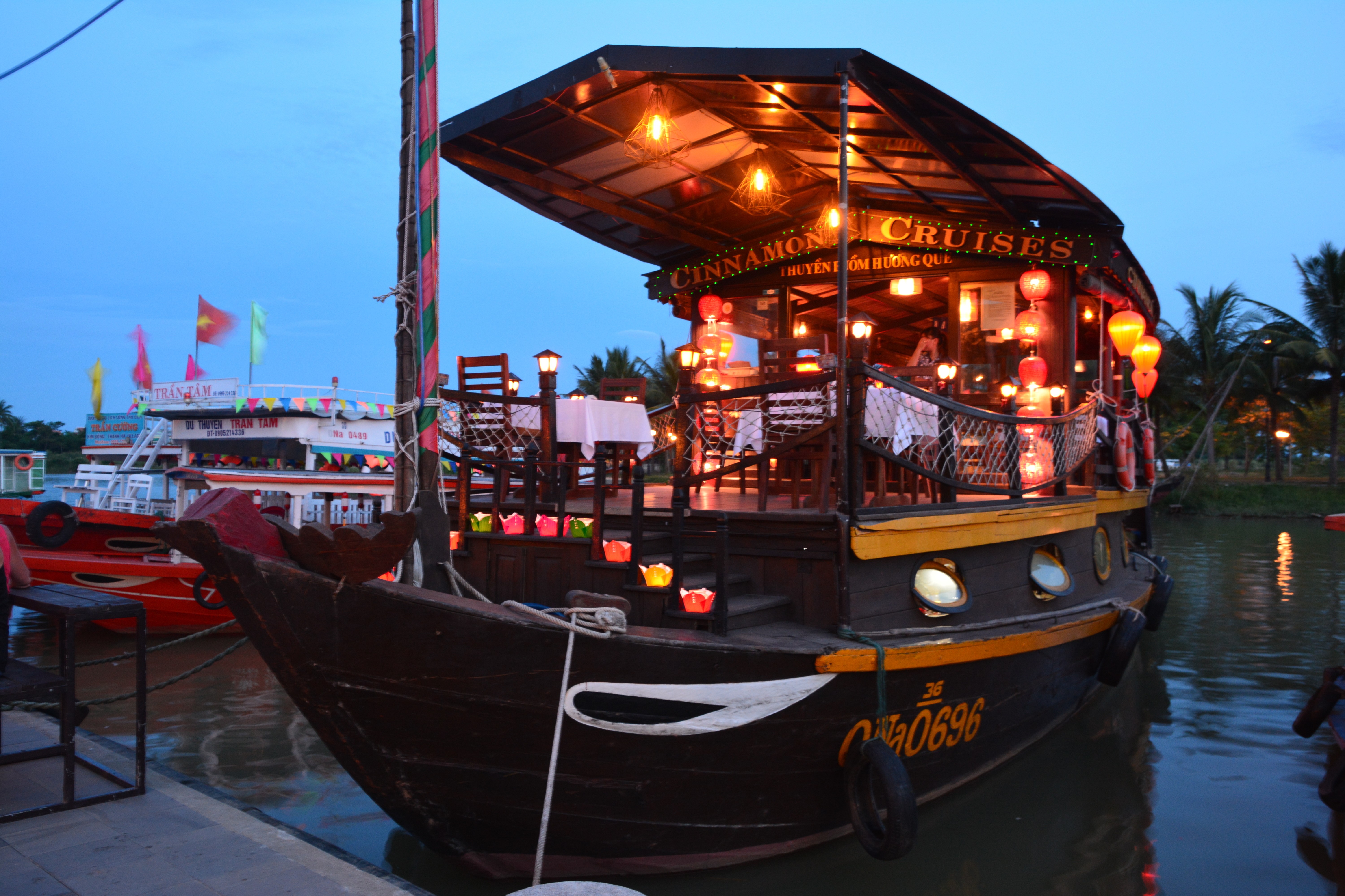 Hoi An Cinnamon Cruises Thu Bon River Sunset Dinner Cruise - Seafood Meal
