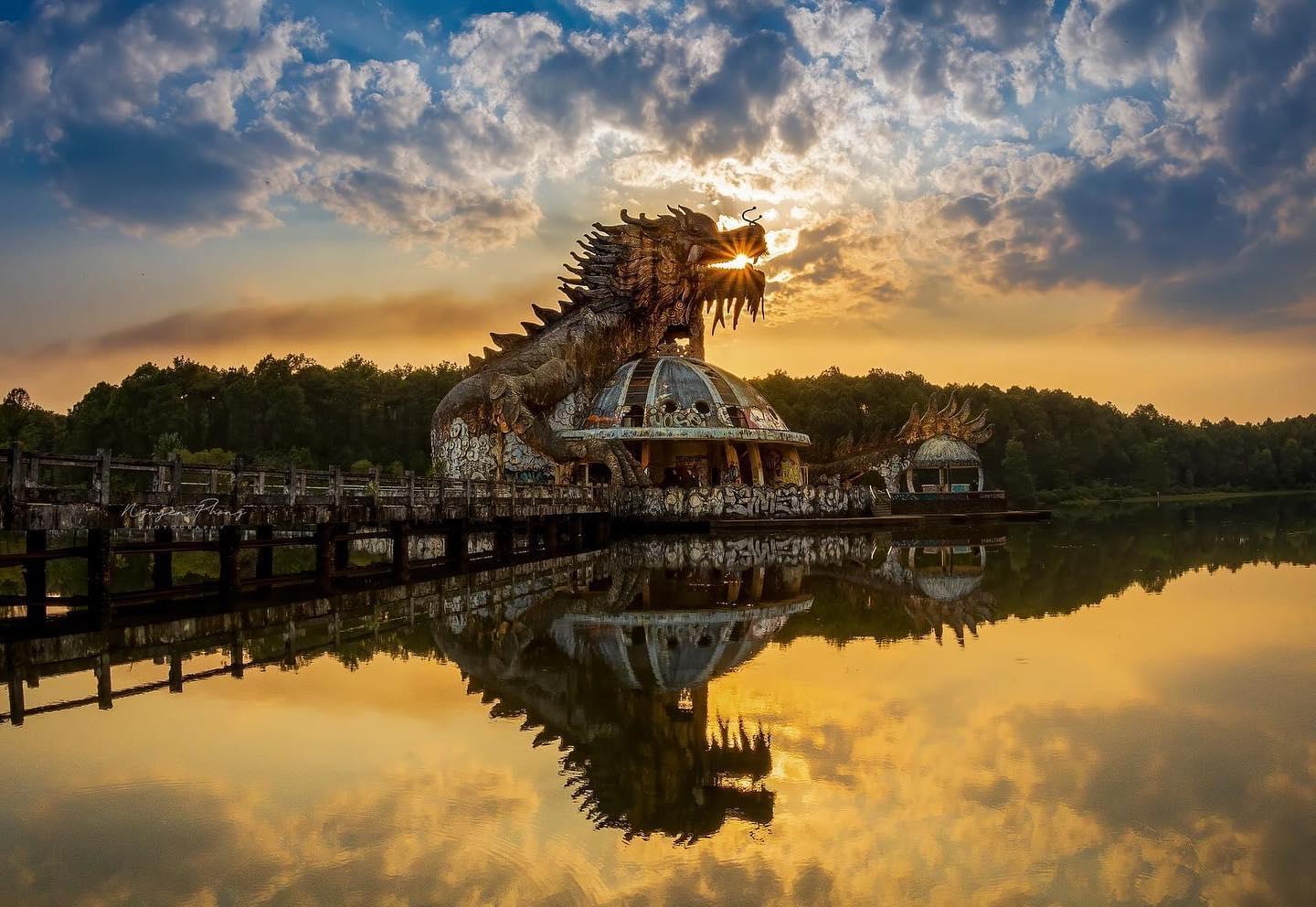 Hue Thanh Toan Bridge & Tu Hieu Pagoda & Incense Village Countryside Tour - Hotel Pickup
