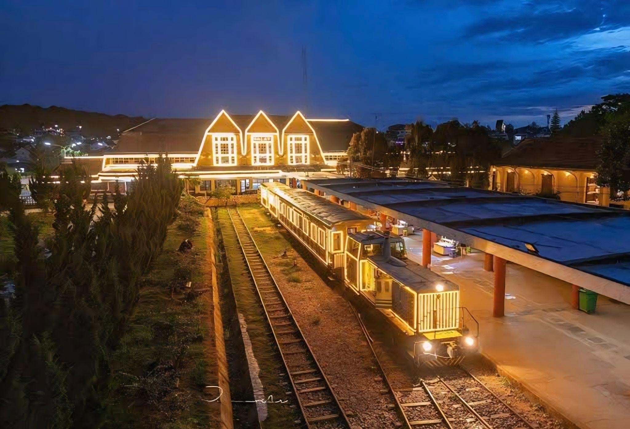 Da Lat - Trai Mat Heritage Train Round-Trip Ticket with Live Music