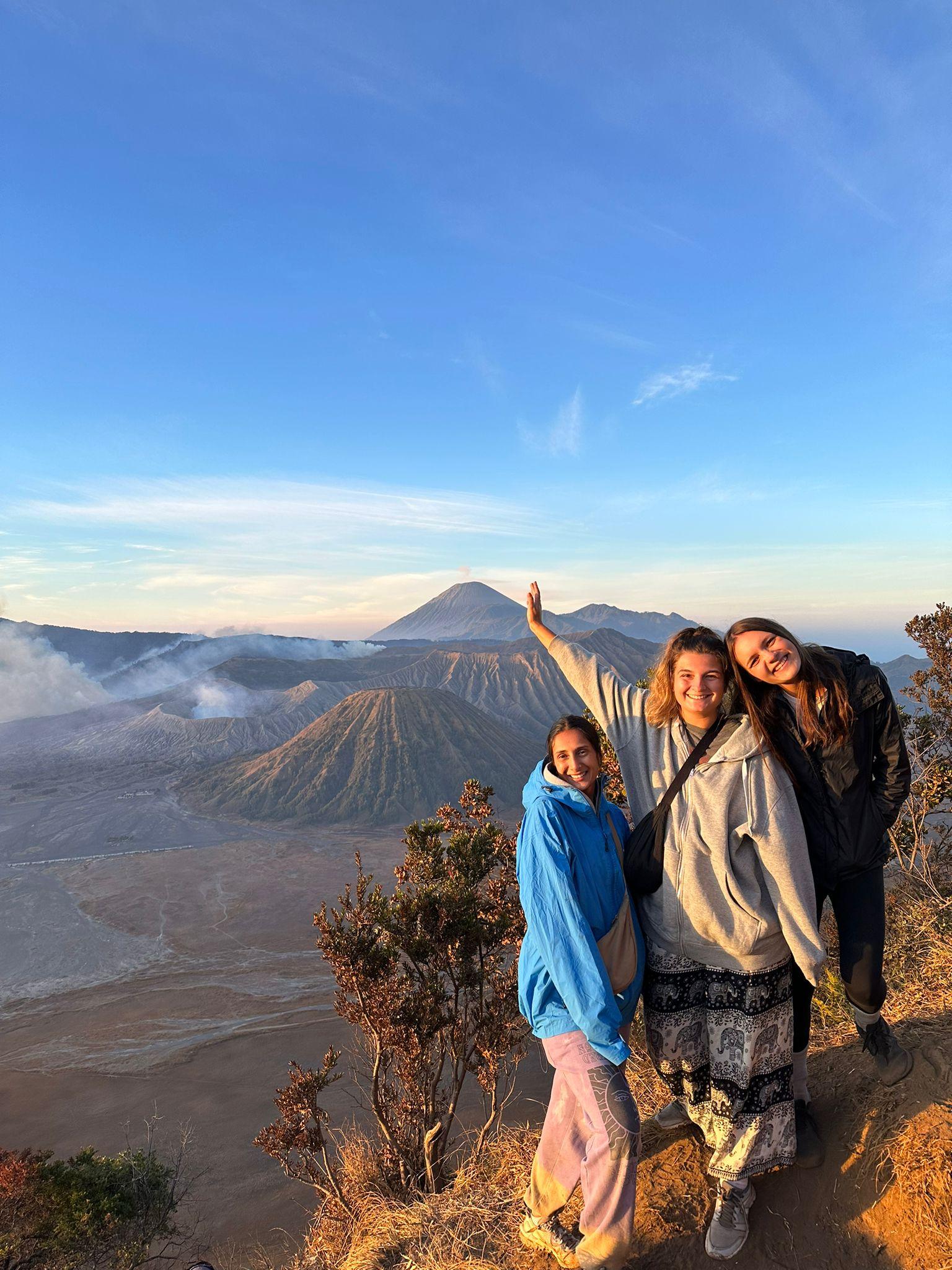From Malang: Mount Bromo Sunrise Jeep Tour - King Kong Hill