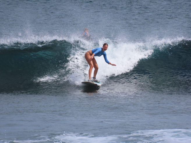Bali Uluwatu Surf Lesson - Photos & Video Included