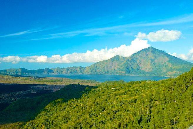 バリ島 バトゥール・カルデラ 日の出4WDジープツアー - ホテル送迎・朝食付き