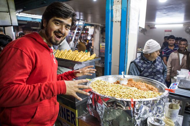 Delhi Street Food Walking Tour - Cycle Rickshaw Ride Included (Shared/Private)