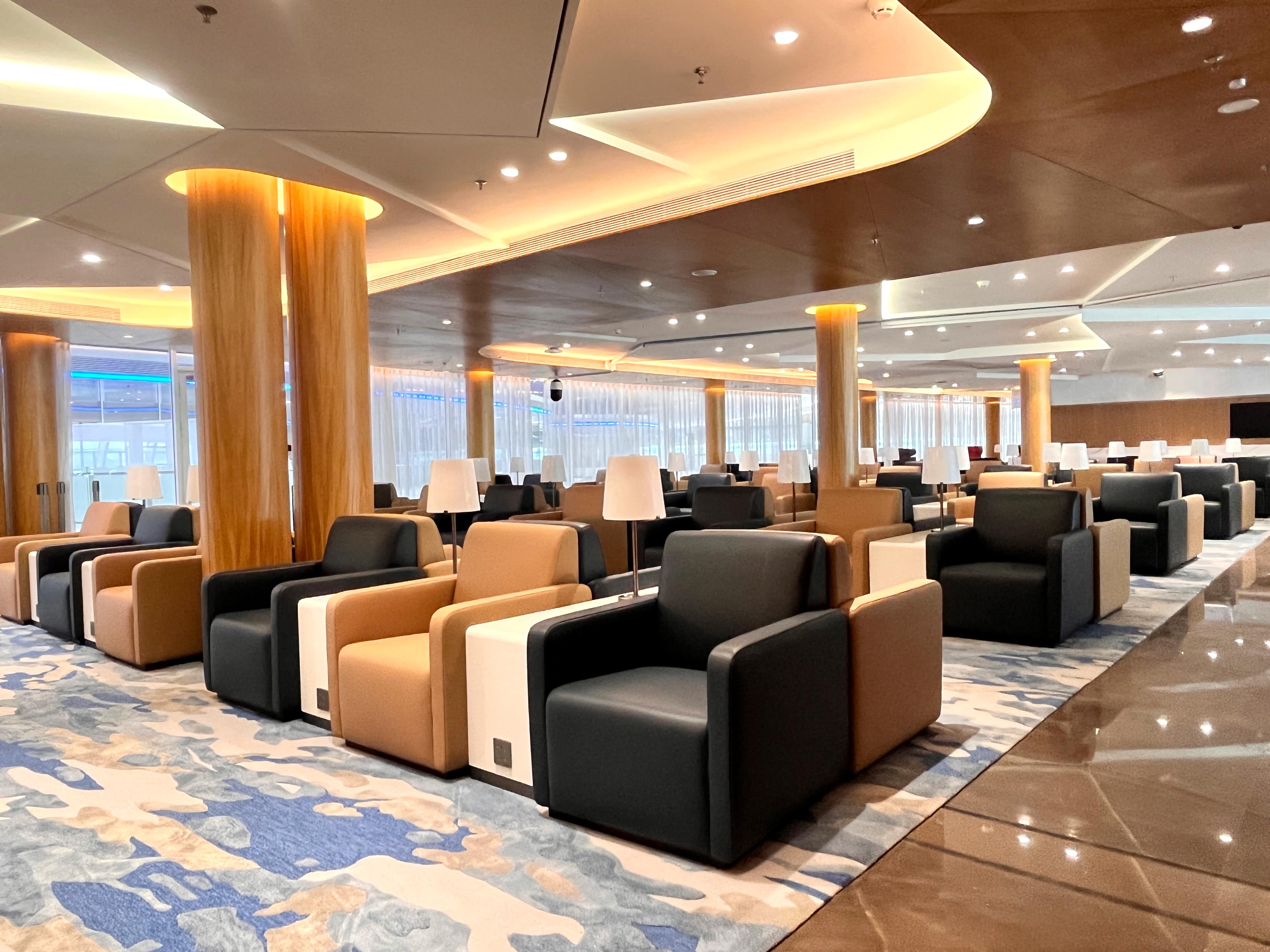Shenzhen Bao'an International Airport Satellite Concourse Domestic VIP Lounge 3 Pass