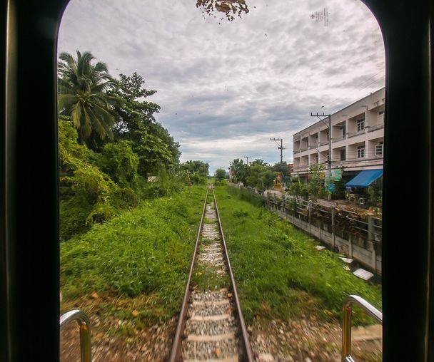 review_image