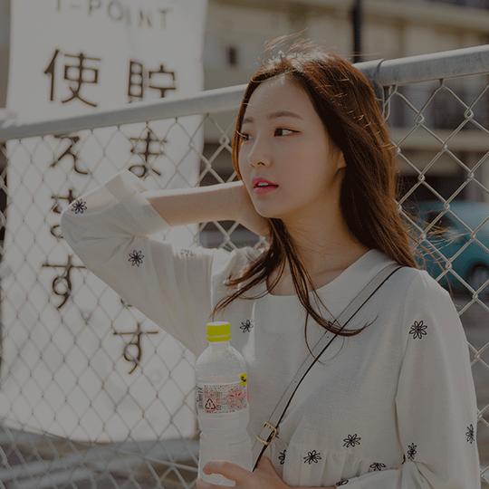 magazine detail image