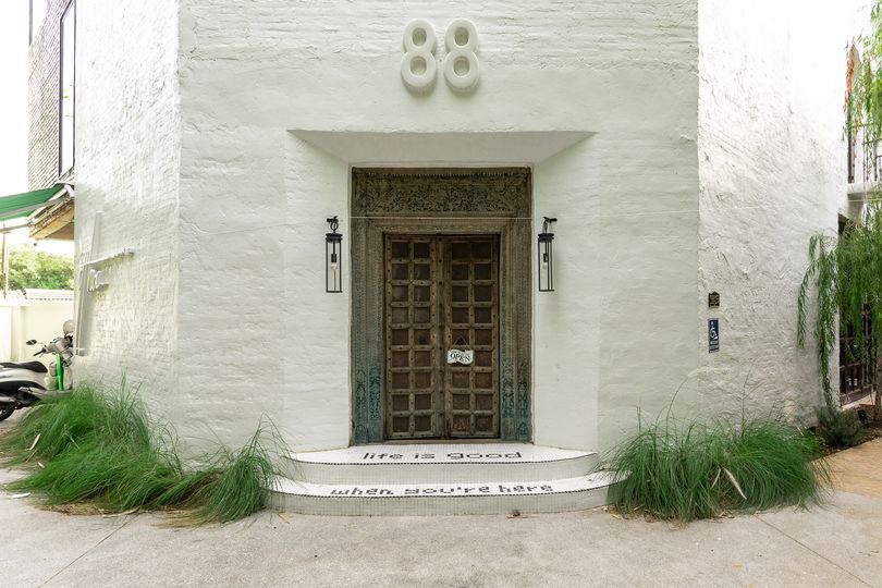 magazine detail image