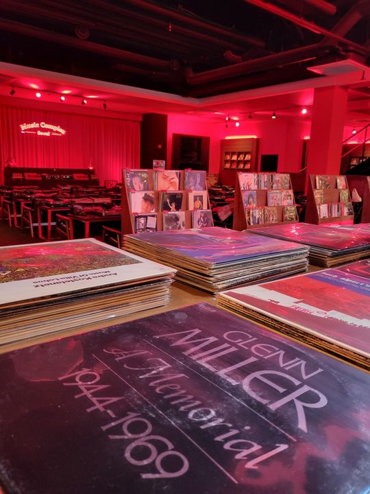 magazine detail image