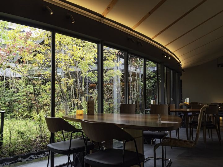 magazine detail image