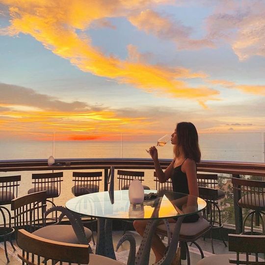 magazine detail image