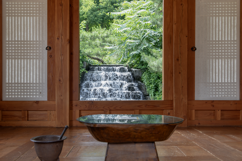 magazine detail image