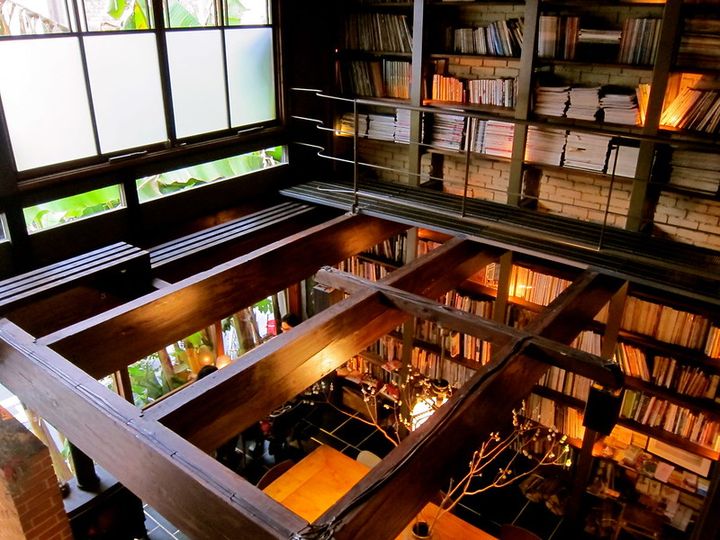 magazine detail image