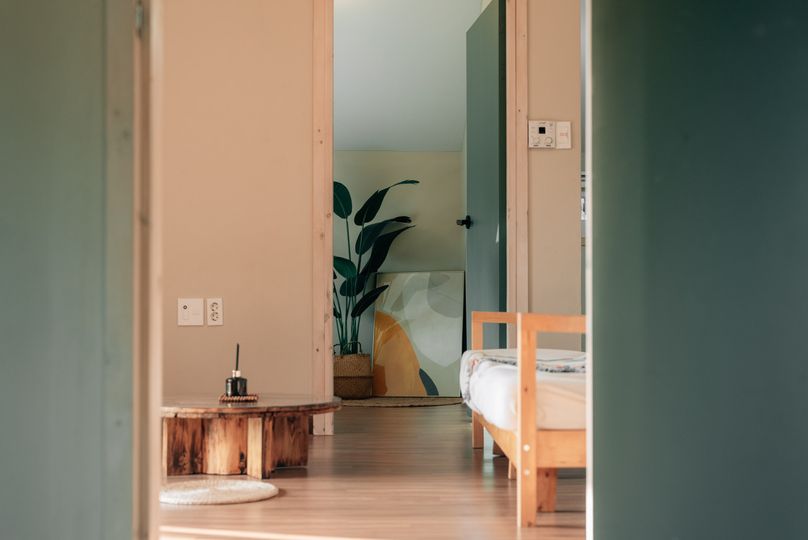 magazine detail image