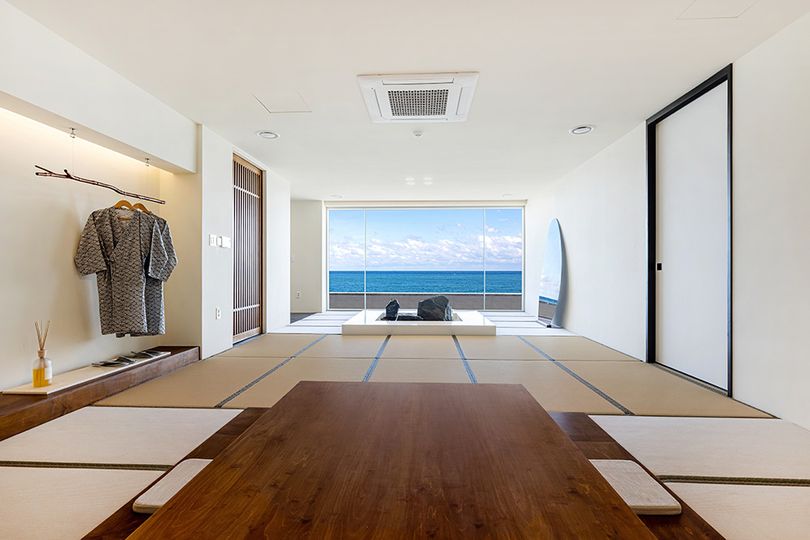 magazine detail image