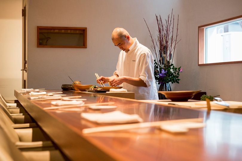 magazine detail image