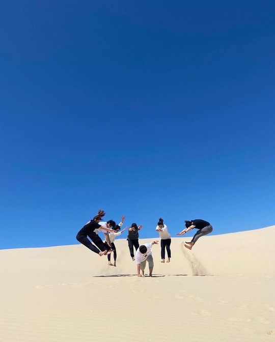 magazine detail image