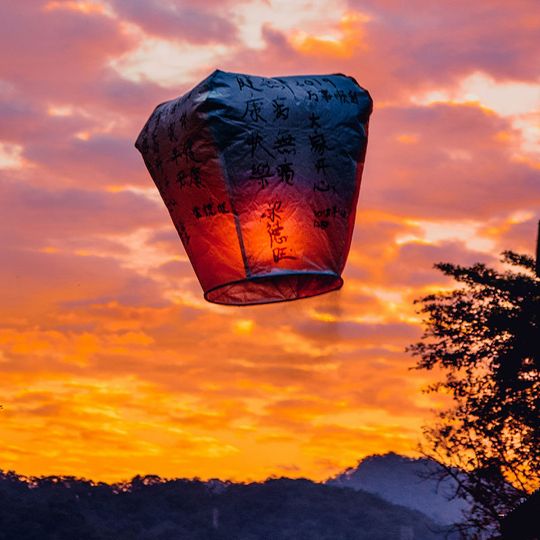 magazine detail image