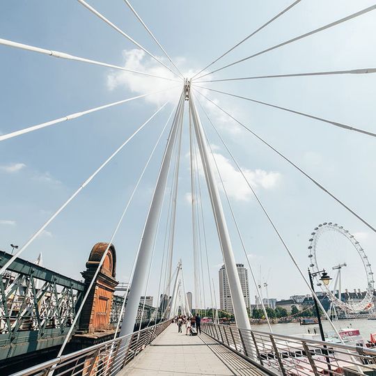 magazine detail image