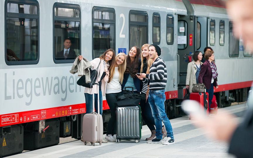 magazine detail image