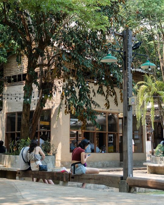 magazine detail image