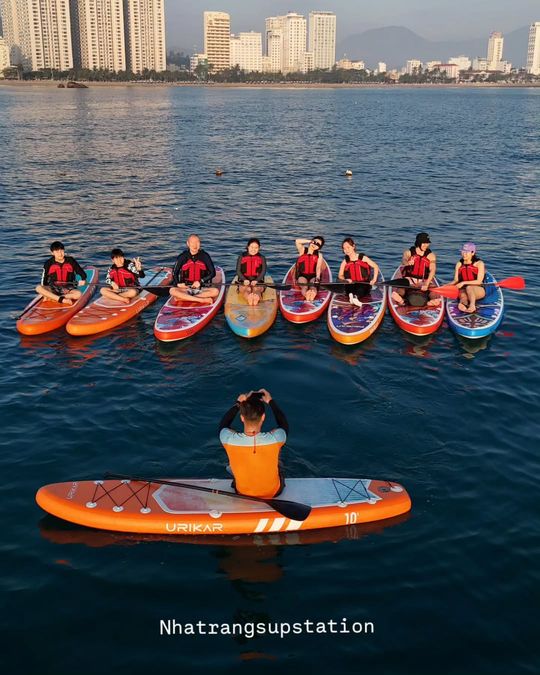 magazine detail image