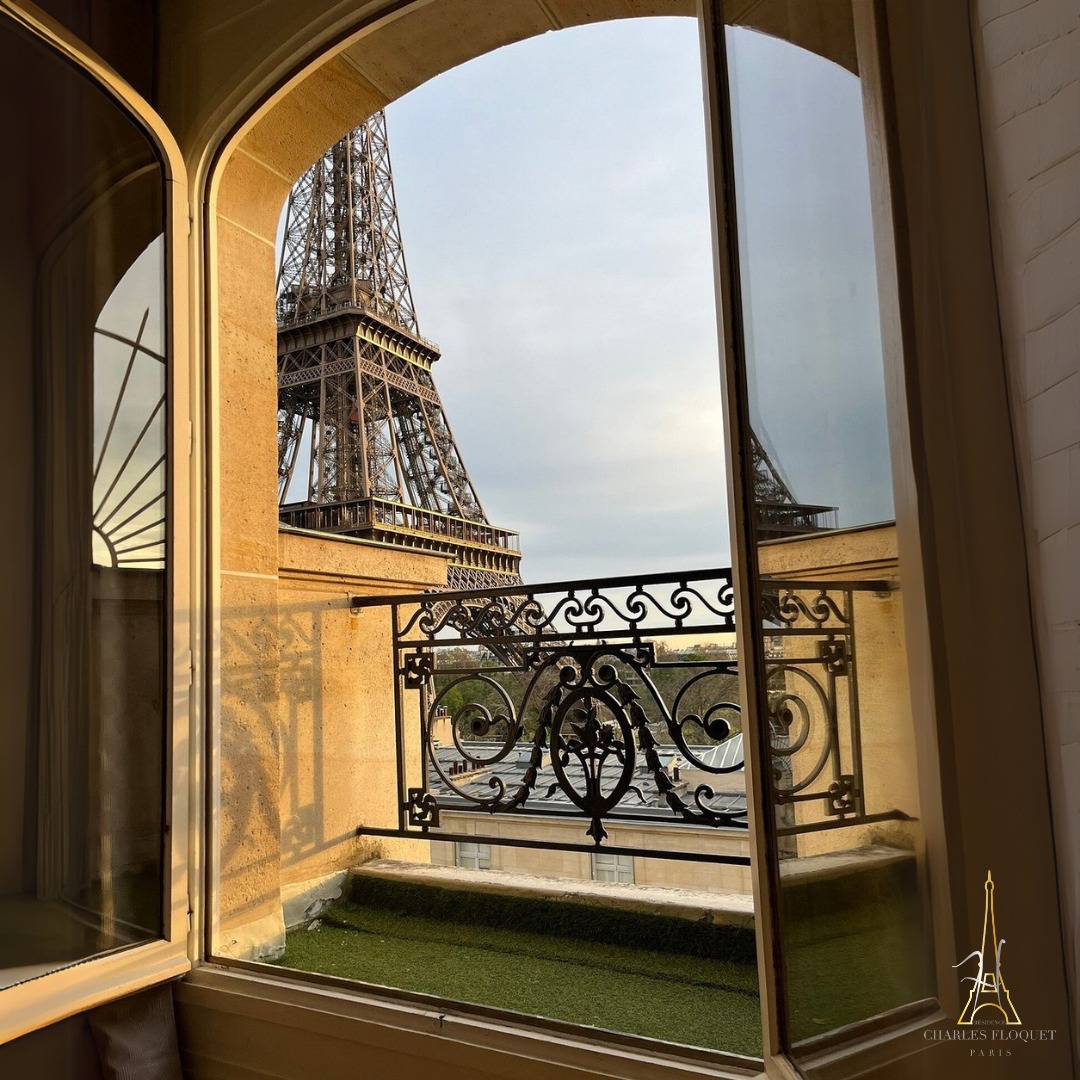 magazine detail image