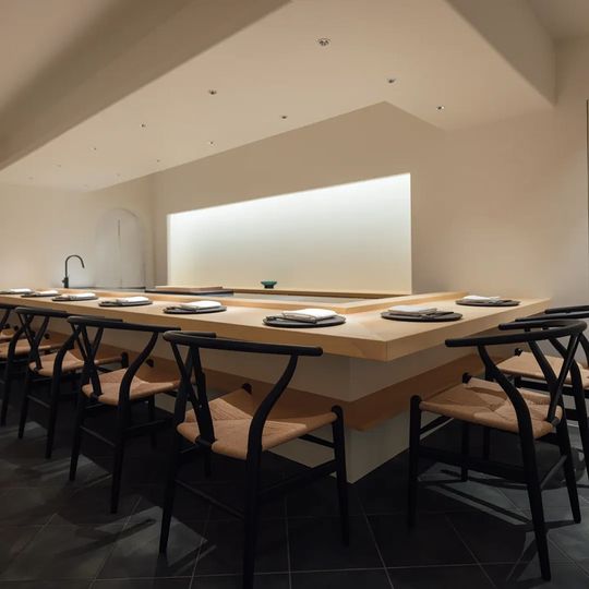 magazine detail image