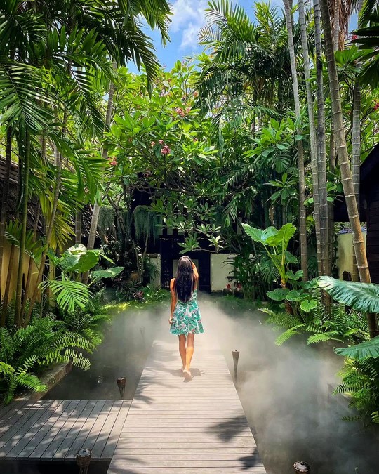 magazine detail image