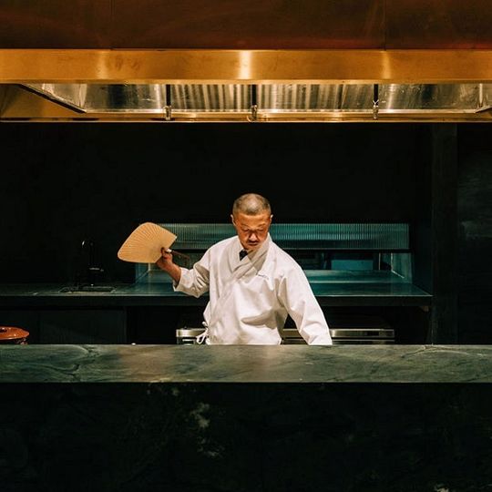 magazine detail image