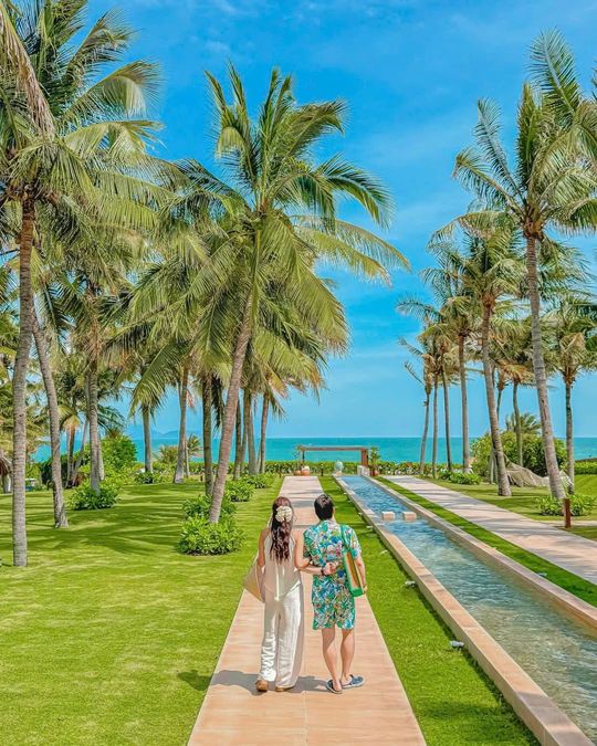 magazine detail image