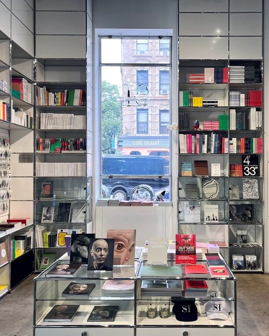 magazine detail image