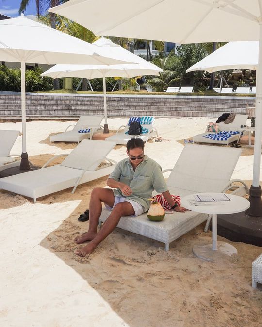 magazine detail image