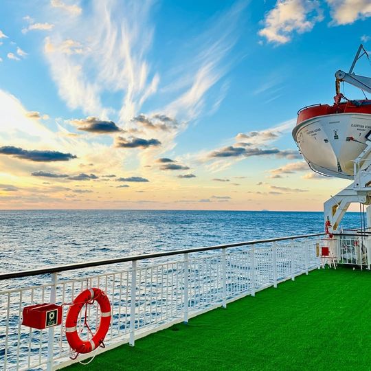 magazine detail image